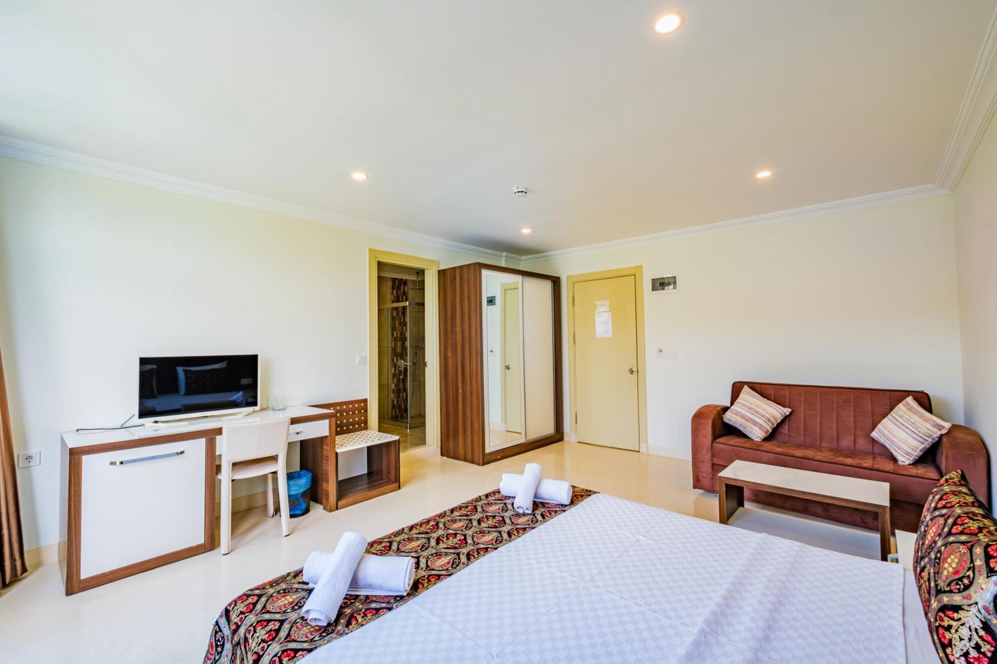 La Moda Beach Hotel Kaş Buitenkant foto