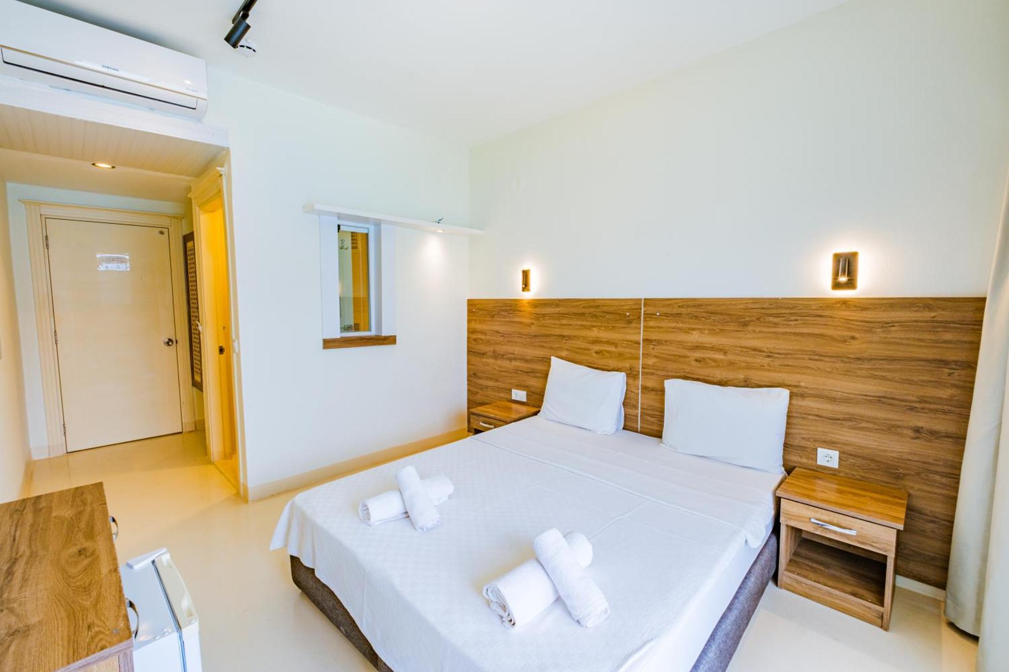 La Moda Beach Hotel Kaş Buitenkant foto
