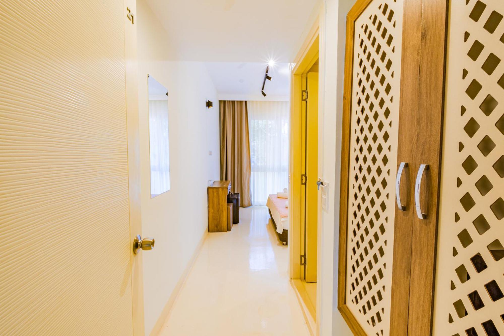 La Moda Beach Hotel Kaş Buitenkant foto
